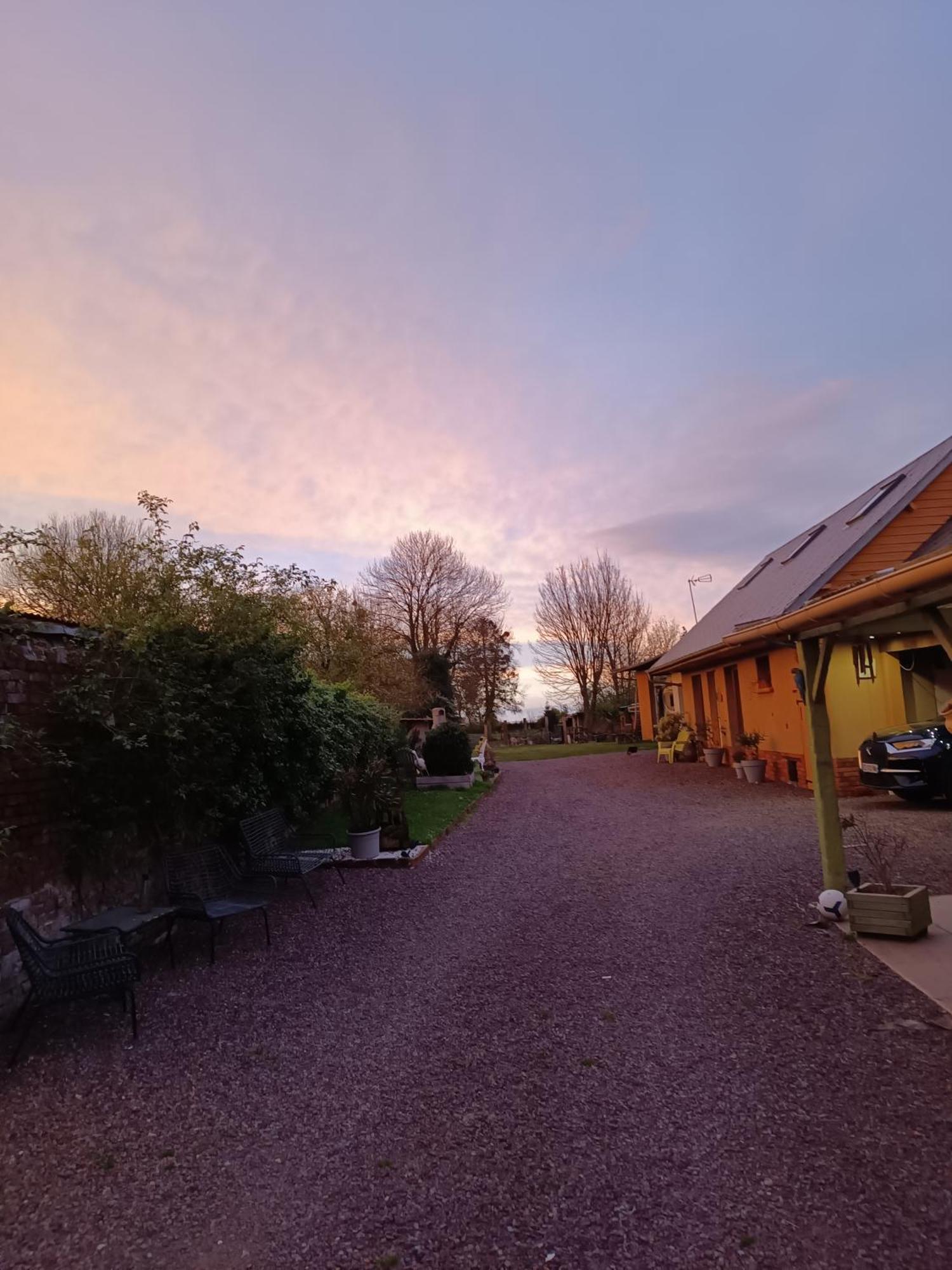 L'Ecurie Villa Meneslies Eksteriør billede